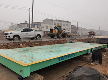 偃師市山化鎮(zhèn)湯泉村建章糧油店60噸地磅