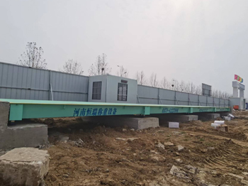 南陽產(chǎn)業(yè)園項(xiàng)目100噸地磅